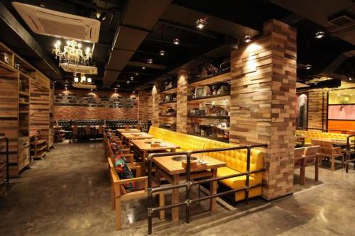 150㎡火鍋店，考慮復(fù)古風(fēng)